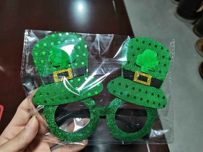 18HKSUN015BGR Glittered Leprechaun Hat Glasses