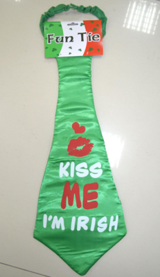 Huge Green Kiss Me Jumbo Party Tie 17IR0221